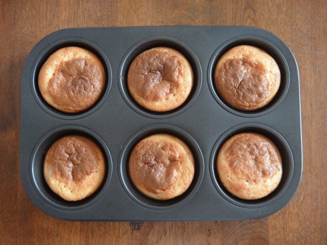 自己被迫烤的蛋糕